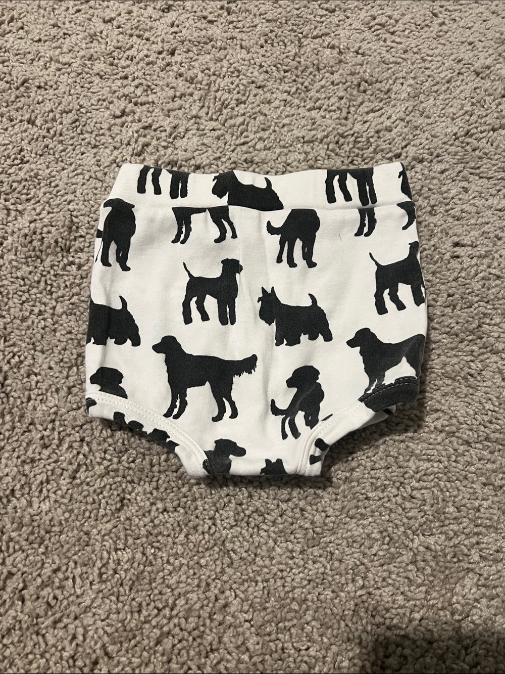 kate quinn Black & White Dog Print Diaper Cover 6-12m
